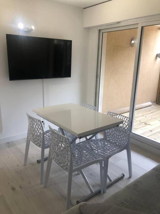 Studio 25M2 Hyeres Plages Экстерьер фото